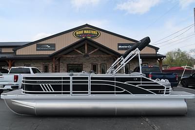 BOATZON | Bennington L Swingback 23 LSB 2025