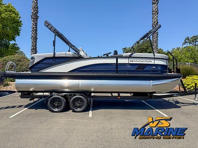 BOATZON | Bennington M Quad Bench 22 MFB 2025