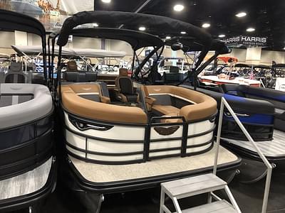 BOATZON | Bennington M Swingback 22 MSB 2025