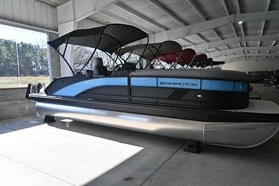 BOATZON | Bennington M Swingback 24 MSB 2025 BOATZON | Bennington M Swingback 24 MSB 2025