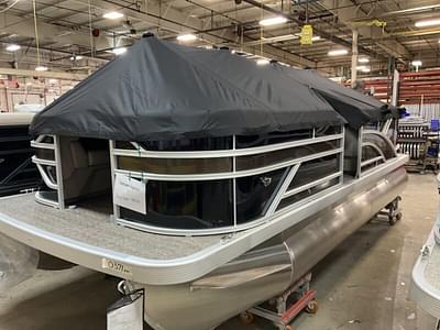 BOATZON | Bennington S LBench 18 8SL 2025