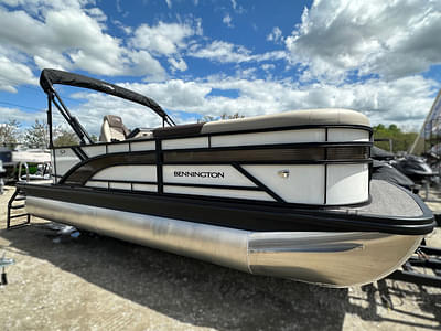 BOATZON | Bennington S LBench 21 SL 2025