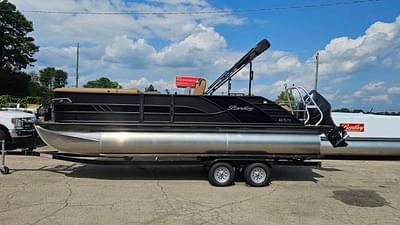 BOATZON | Bentley Pontoons Elite 223 Swingback 2026