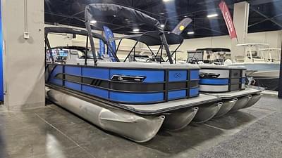 BOATZON | Bentley Pontoons Elite 253 Swingback 2025