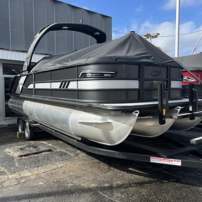 BOATZON | Bentley Pontoons Elite 253 Swingback Dual Captain 2025 BOATZON | Bentley Pontoons Elite 253 Swingback Dual Captain 2025