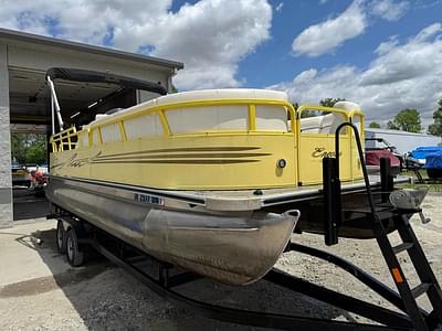 BOATZON | Bentley Pontoons Encore Cruise 240 RE 2012