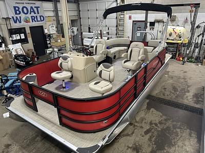 BOATZON | Bentley Pontoons Fish 200 Center Walkthrough  Honda 4Stroke EFI 2025