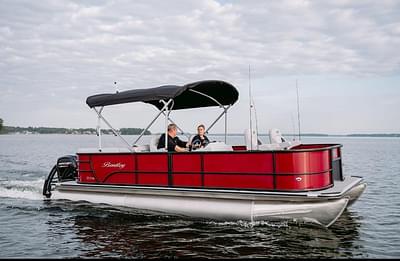 BOATZON | Bentley Pontoons Fish 200 Center WalkThur Black Panels 2025