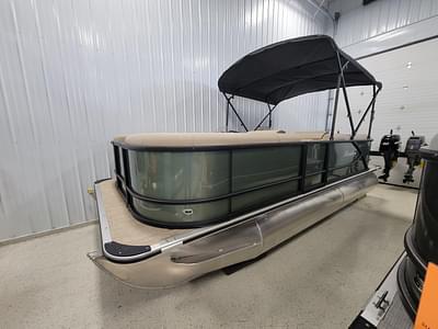 BOATZON | Bentley Pontoons LE 200 CW 2025