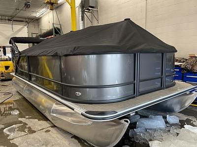 BOATZON | Bentley Pontoons LE 200 CW 2025