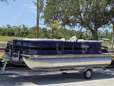 BOATZON | Bentley Pontoons Legacy 200 Navigator 2025 BOATZON | Bentley Pontoons Legacy 200 Navigator 2025