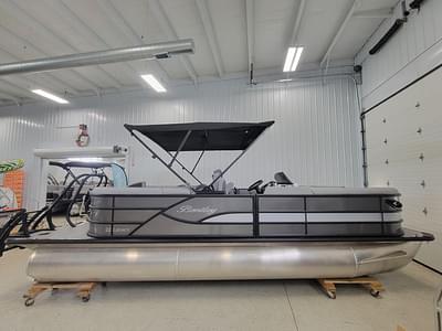 BOATZON | Bentley Pontoons Legacy 220 Navigator 2025 BOATZON | Bentley Pontoons Legacy 220 Navigator 2025