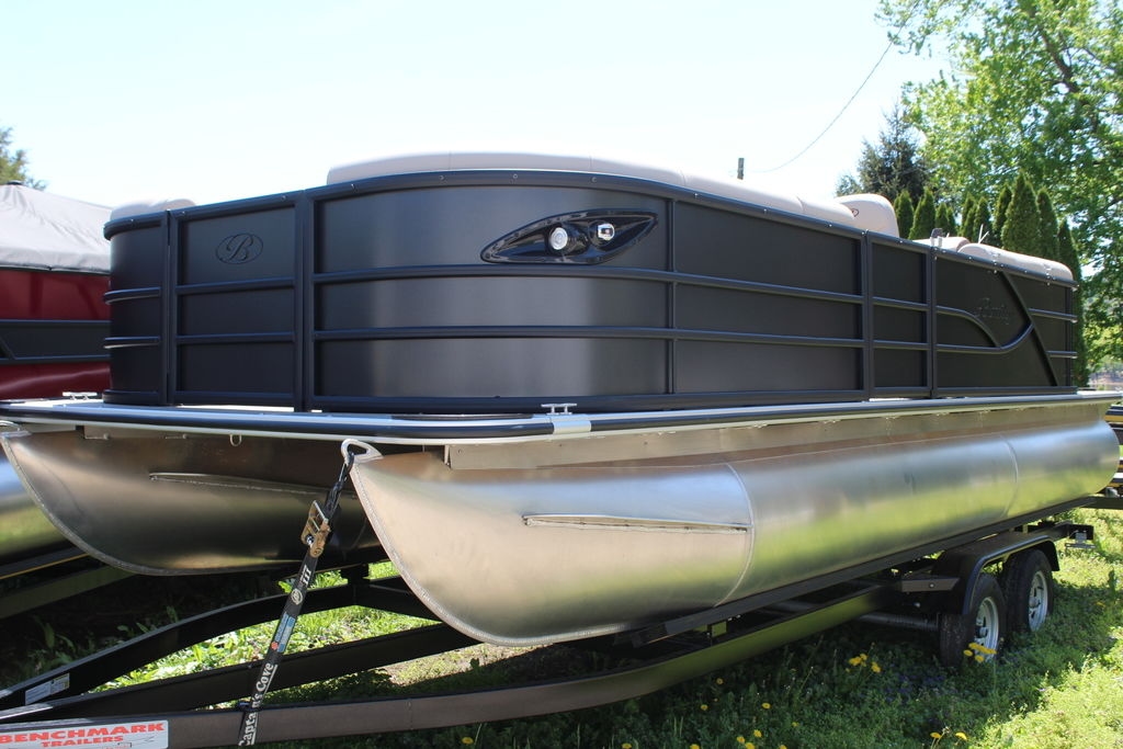 2025 Bentley Pontoons Legacy 220 Navigator - Sold Boat