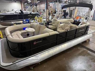 BOATZON | Bentley Pontoons Legacy 220 Navigator Quad Lounge  Honda 115HP 4Stroke EFI 2022