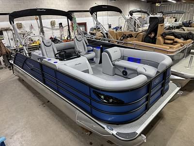 BOATZON | Bentley Pontoons Legacy 220 Swingback  Honda 4Stroke EFI 2025