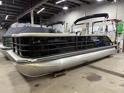 BOATZON | Bentley Pontoons Legacy 220 Swingback  Honda 4Stroke EFI 2025