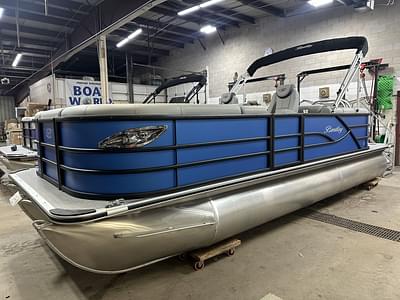 BOATZON | Bentley Pontoons Legacy 223 Navigator Quad Lounge Tritoon  Honda 4Stroke EFI 2025