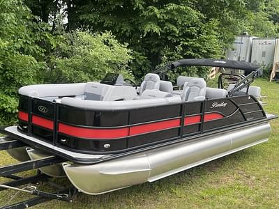 BOATZON | Bentley Pontoons Legacy 223 Quad Swingback Full Tube 2025 BOATZON | Bentley Pontoons Legacy 223 Quad Swingback Full Tube 2025