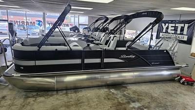 BOATZON | Bentley Pontoons Legacy 223 Swingback 2025 BOATZON | Bentley Pontoons Legacy 223 Swingback 2025