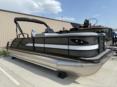 BOATZON | Bentley Pontoons Legacy 223 Swingback Full Tube 2025 BOATZON | Bentley Pontoons Legacy 223 Swingback Full Tube 2025