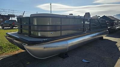 BOATZON | Bentley Pontoons Legacy 243 Swingback 2025 BOATZON | Bentley Pontoons Legacy 243 Swingback 2025