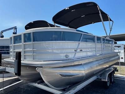 BOATZON | Berkshire 22 RFX LE Tritoon Pontoon 2025