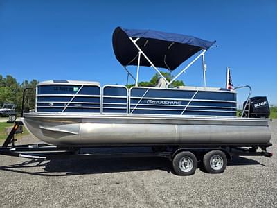 BOATZON | 2021 Berkshire 22 RFX LE-Series BOATZON | 2021 Berkshire 22 RFX LE-Series