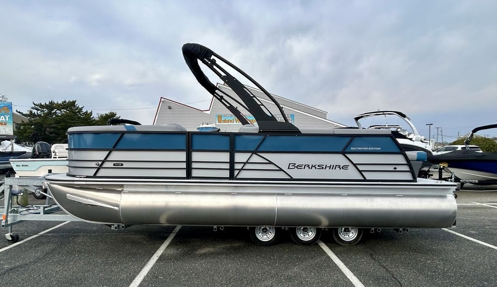 Berkshire Pontoons 22CL2 Arch CTS 275 2025