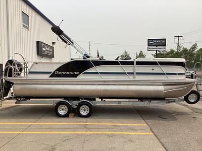 BOATZON | Berkshire Pontoons 23UL STS 30 2023