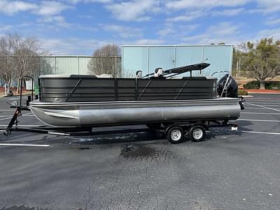 BOATZON | Berkshire Pontoons 24 RFX LE 2025