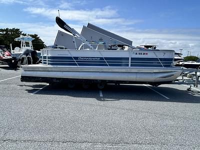 BOATZON | Berkshire Pontoons 24CL LE 275 2024