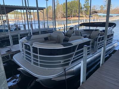 BOATZON | Berkshire Pontoons 24RFX LE 2022