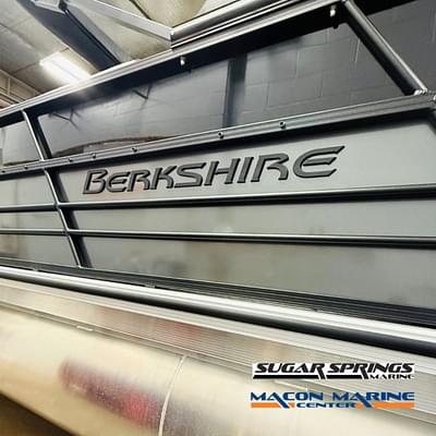 BOATZON | Berkshire Pontoons 24RFX LE 275 2025