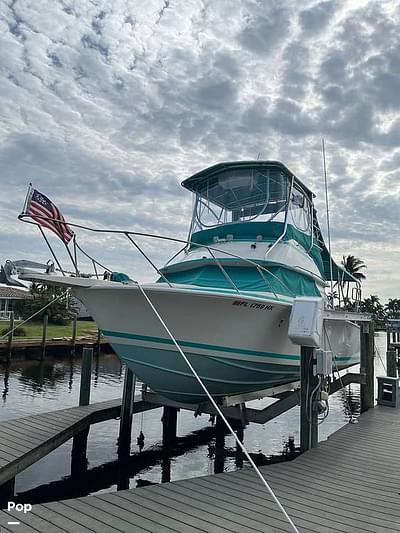 BOATZON | Bertram 28 Flybridge BOATZON | Bertram 28 Flybridge