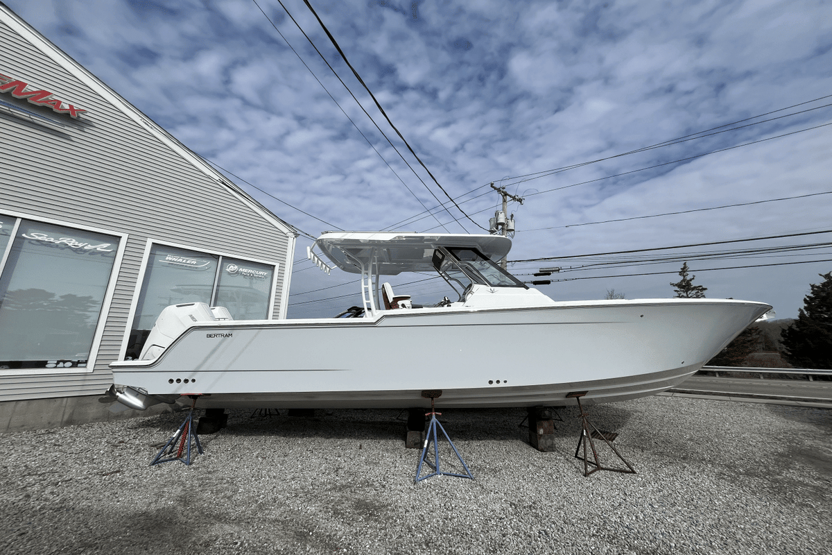2025 Bertram 34CC - Sold Boat