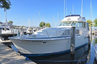 BOATZON | Bertram 42 Motor Yacht 1984