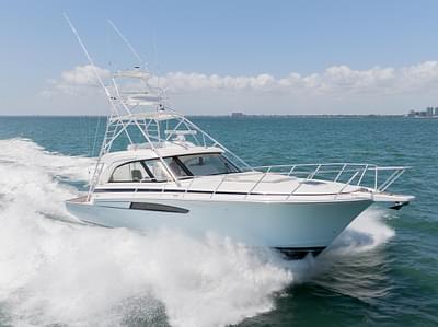 BOATZON | 2022 Bertram 50