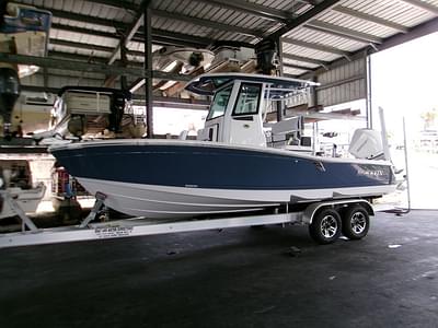 BOATZON | Blackfin 242 HB 2026