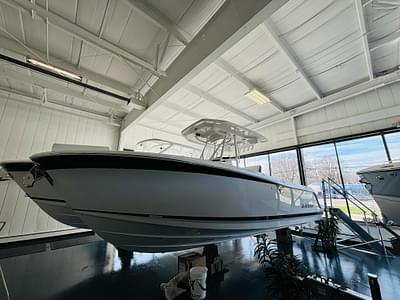 BOATZON | 2024 Blackfin 252 CC BOATZON | 2024 Blackfin 252 CC