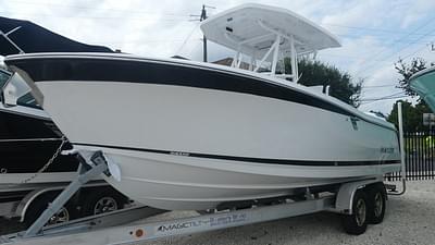 BOATZON | Blackfin 252CC 2025