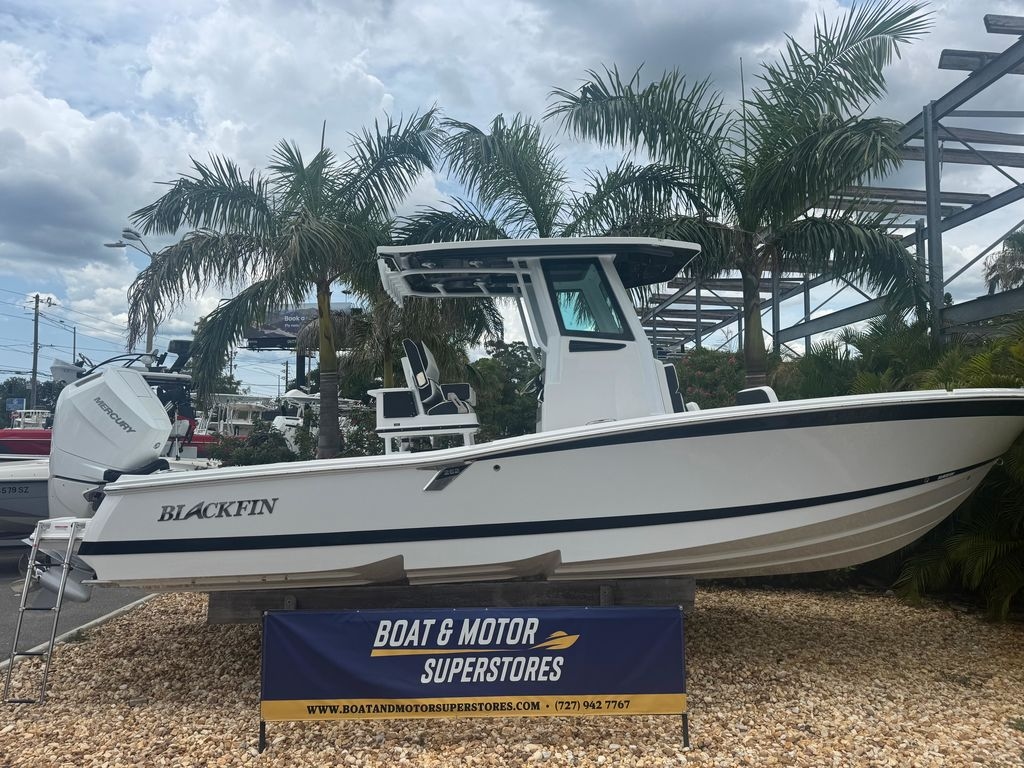 2026 Blackfin 262HB - Sold Boat