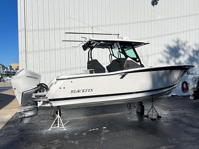 BOATZON | Blackfin 272 CC 2020