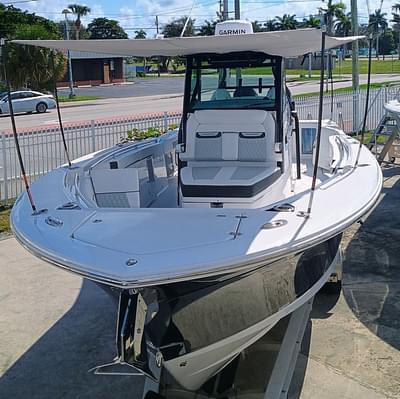 BOATZON | Blackfin 332CC 2025