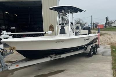 BOATZON | 2018 Blue Wave 2400 PureBay