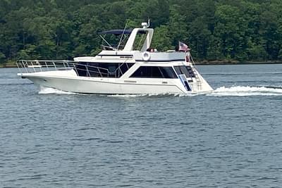 BOATZON | Bluewater 44 Sedan 1988