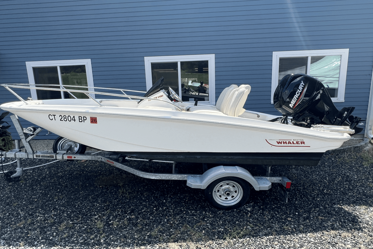2023 Boston Whaler 130 SUPER SPORT - Sold Boat