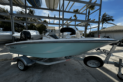 BOATZON | Boston Whaler 130 Super Sport 2024