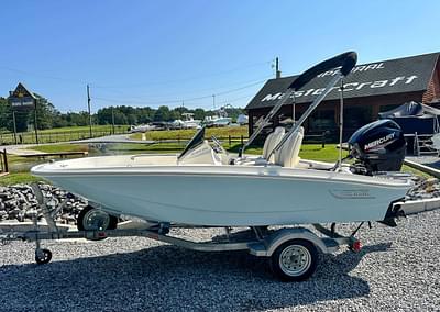 BOATZON | 2025 Boston Whaler 130 Super Sport