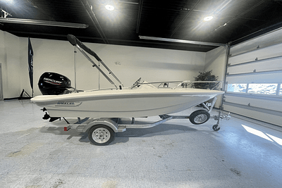 BOATZON | Boston Whaler 130 Super Sport 2025