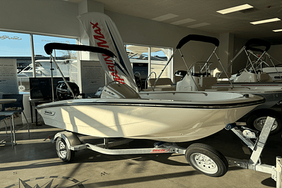 BOATZON | Boston Whaler 130 Super Sport 2025